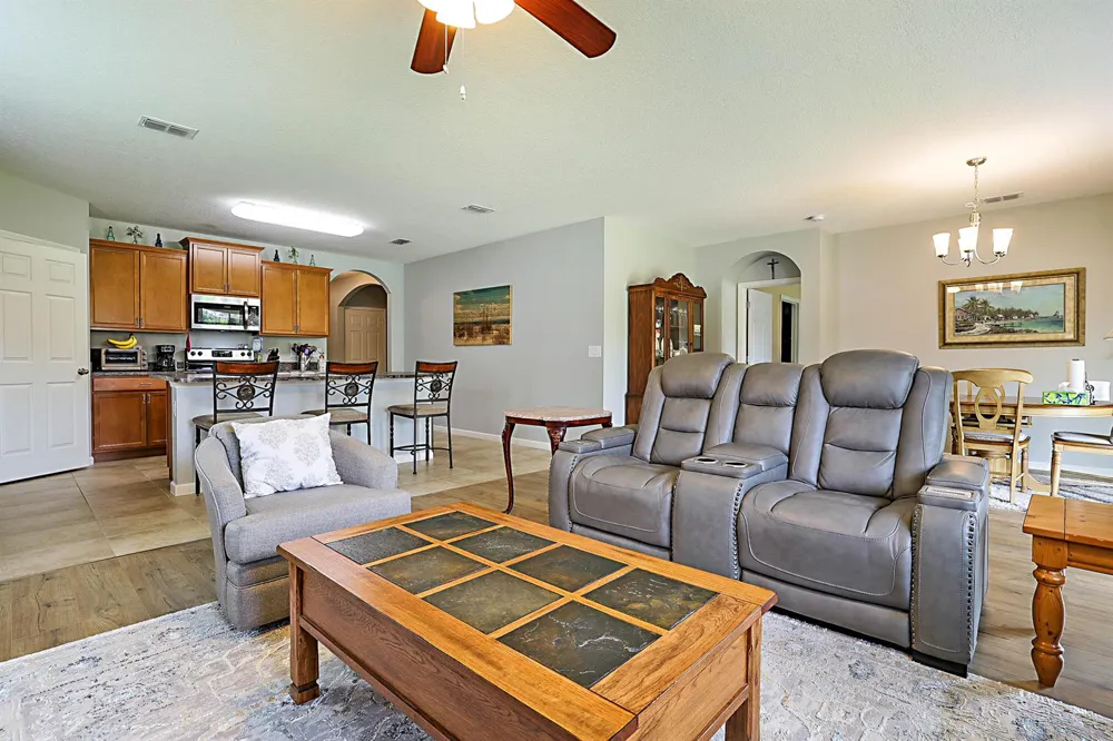 3380 ROCKPORT STREET SW Vero Beach, FL 32968