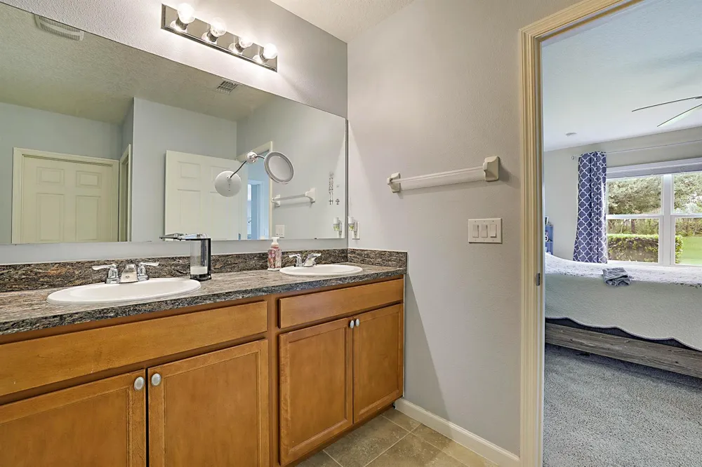 3380 ROCKPORT STREET SW Vero Beach, FL 32968