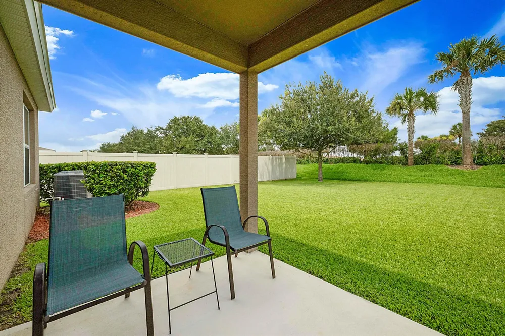 3380 ROCKPORT STREET SW Vero Beach, FL 32968