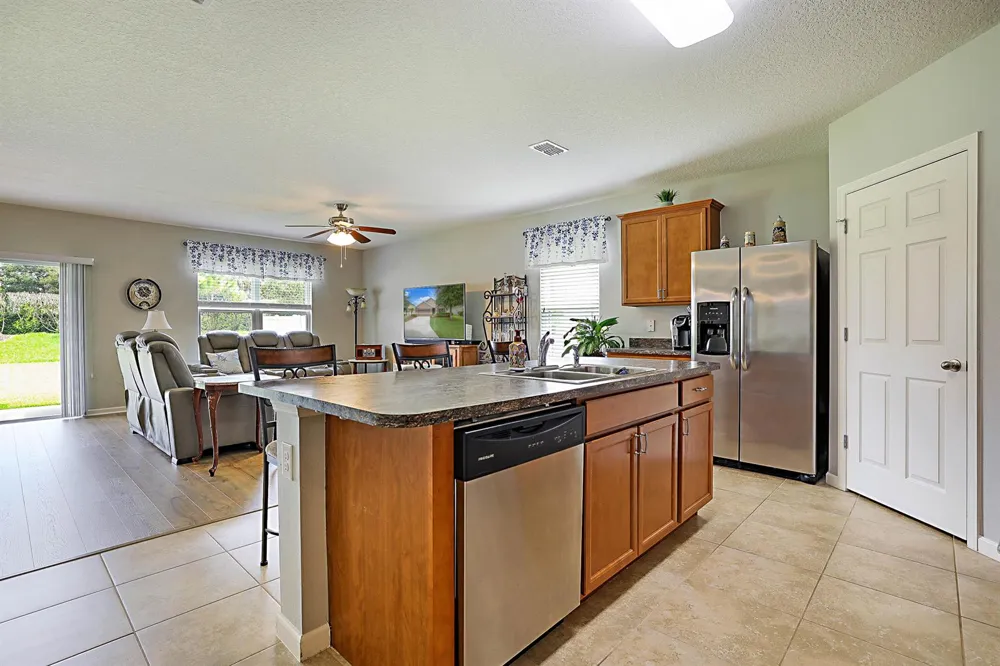 3380 ROCKPORT STREET SW Vero Beach, FL 32968