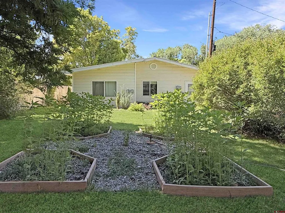 576 W 6th Avenue Nucla, CO 81424