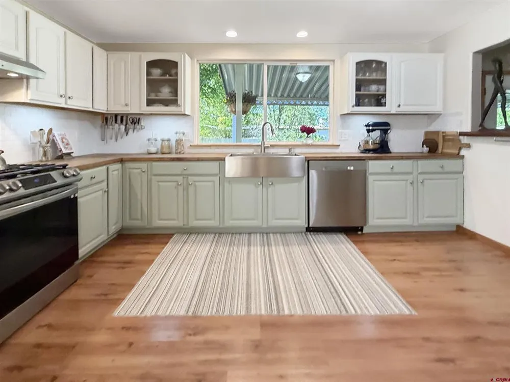 576 W 6th Avenue Nucla, CO 81424