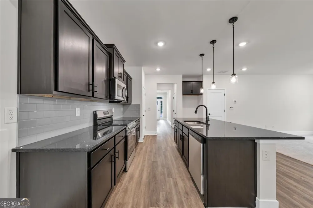 116 Endless Loop DR Carrollton, GA 30117