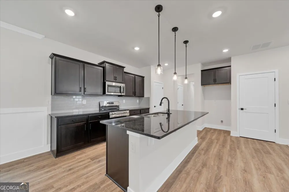 116 Endless Loop DR Carrollton, GA 30117