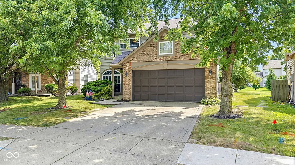 6723 Wimbledon Drive Zionsville, IN 46077