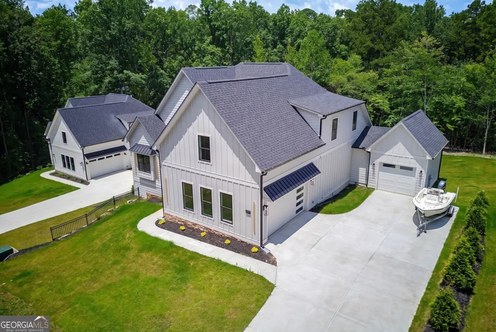 3610 Fleming DR Cumming, GA 30041