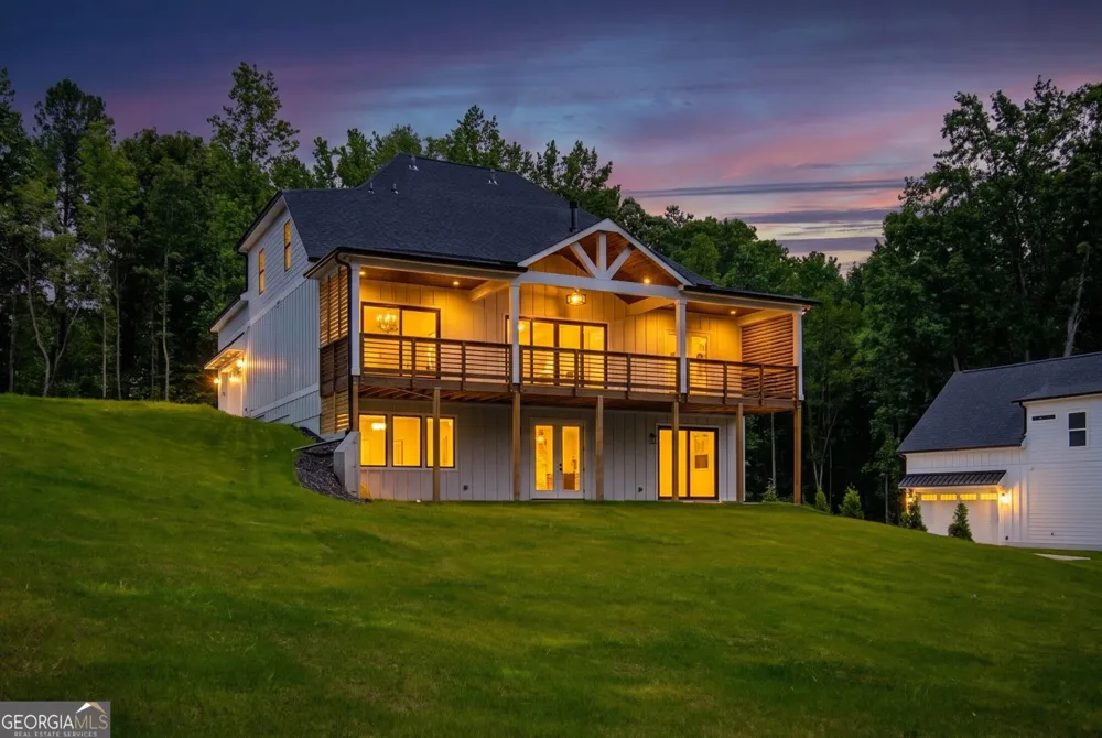 3610 Fleming DR Cumming, GA 30041