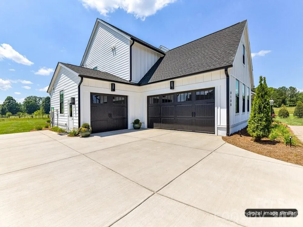 2232 Grey Road Davidson, NC 28036