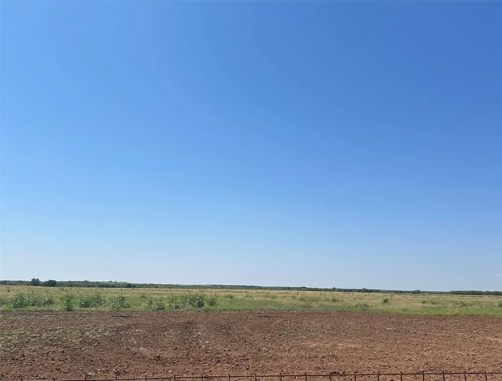Schlegel Road Olney, TX 76374