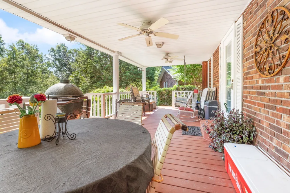 7422 Indian Creek Rd Mc Ewen, TN 37101