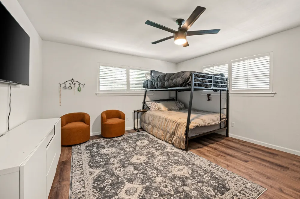 1760 Northridge Drive Hurst, TX 76054