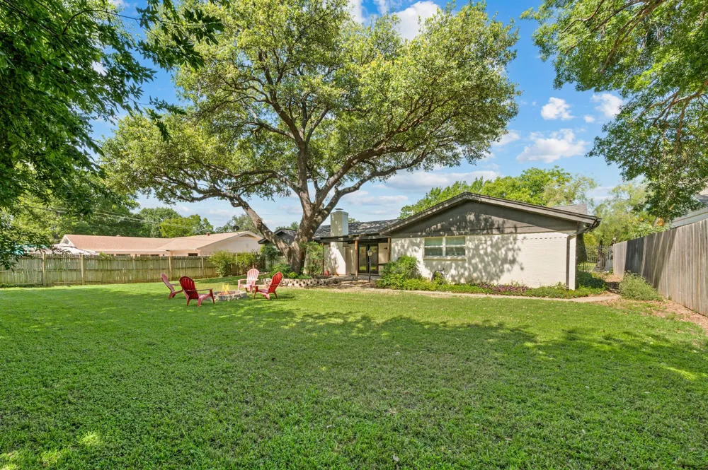 1760 Northridge Drive Hurst, TX 76054