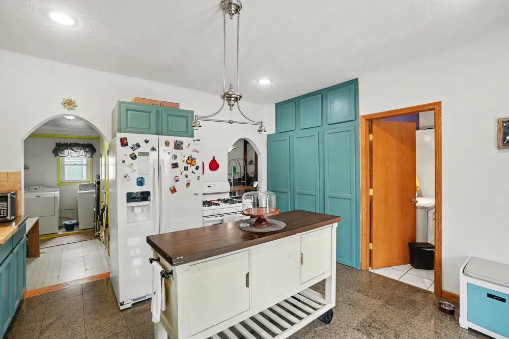 4071 Ivanrest Avenue SW Grandville, MI 49418
