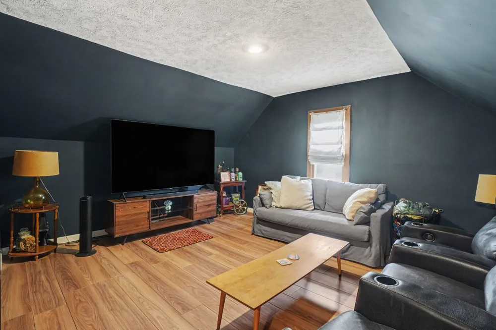 4071 Ivanrest Avenue SW Grandville, MI 49418