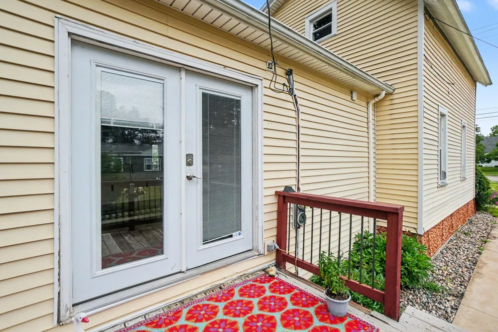 4071 Ivanrest Avenue SW Grandville, MI 49418