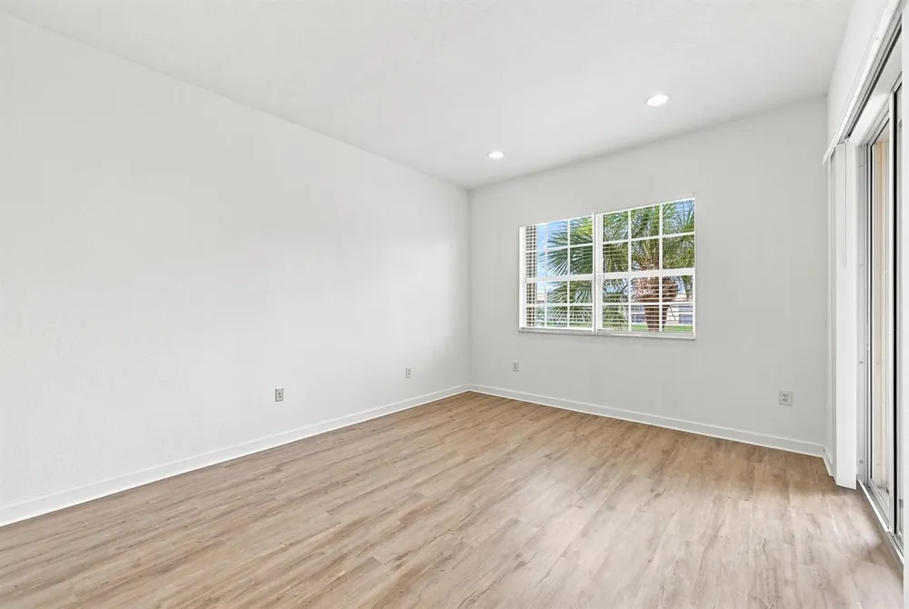 8288 NW 128th Lane #38-F Parkland, FL 33076