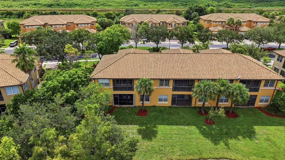 8288 NW 128th Lane #38-F Parkland, FL 33076