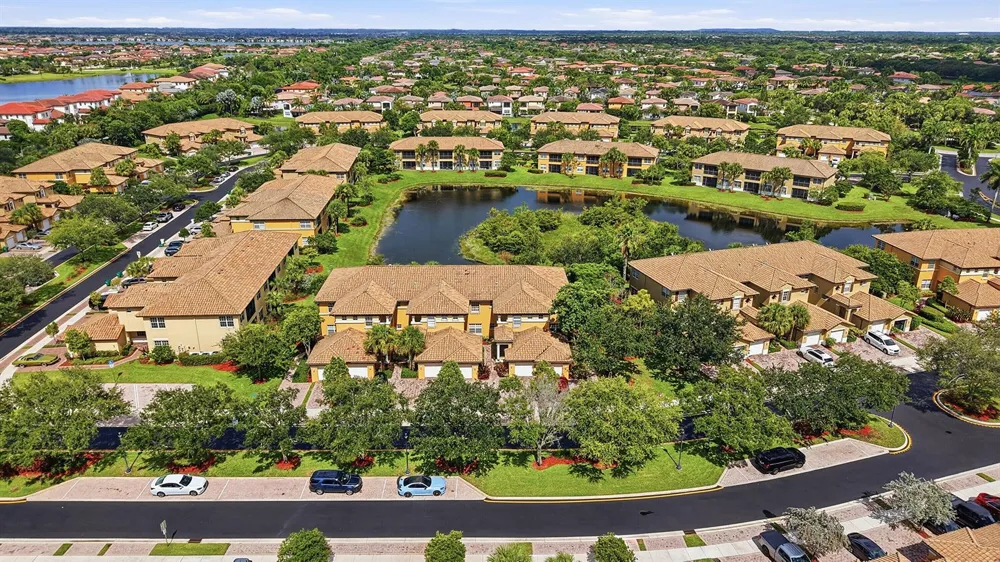 8288 NW 128th Lane #38-F Parkland, FL 33076