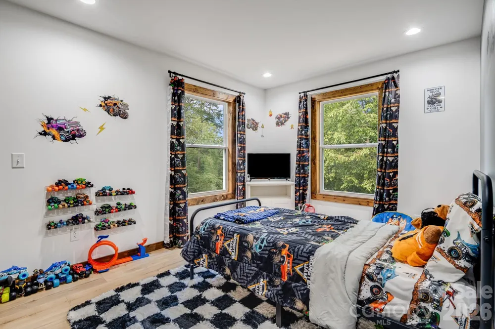 295 Penland Street Clyde, NC 28721