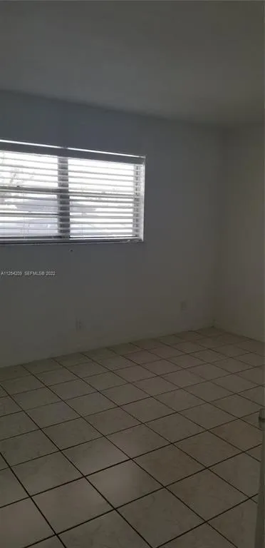 5170 SW 40TH AVENUE #8E Dania Beach, FL 33314