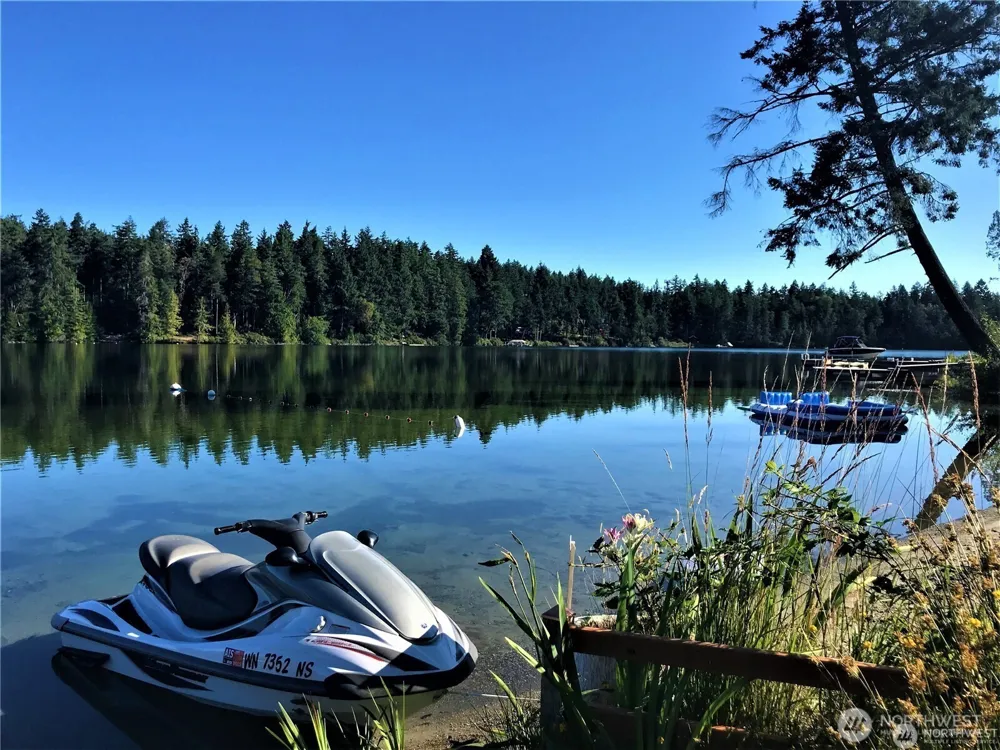 11511 Lake Josephine Boulevard Anderson Island, WA 98303