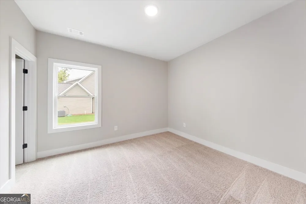 202 Railroad ST Gray, GA 31032