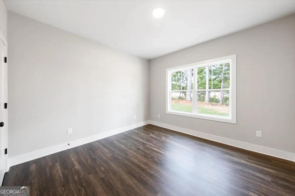 202 Railroad ST Gray, GA 31032