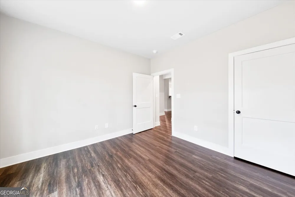 202 Railroad ST Gray, GA 31032