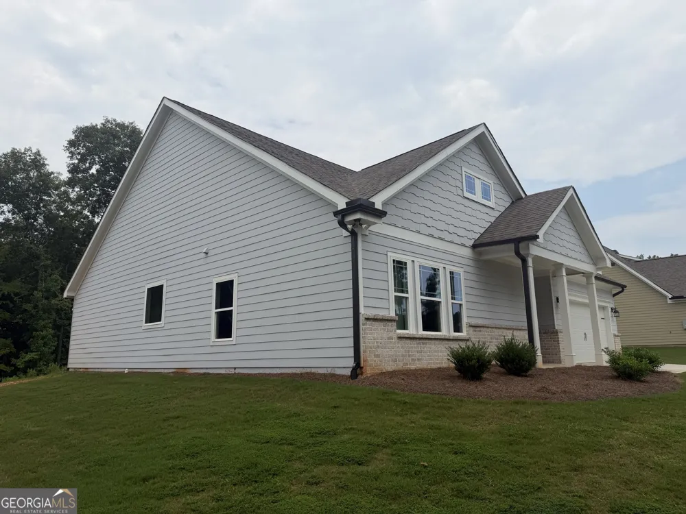 202 Railroad ST Gray, GA 31032