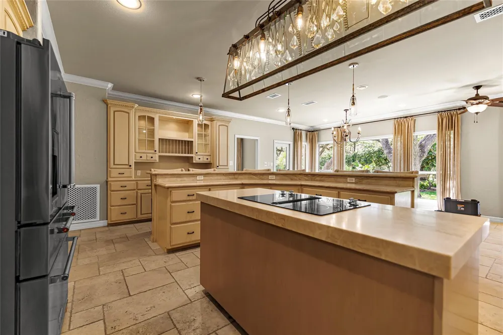 313 Treasure Oaks Road Inez, TX 77968