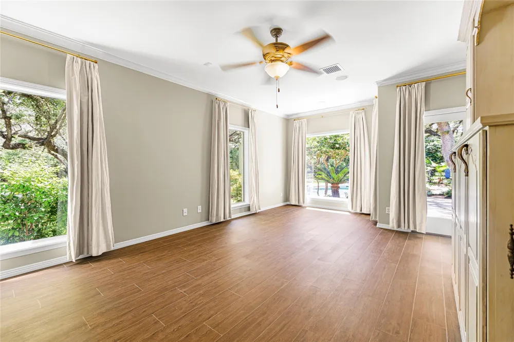 313 Treasure Oaks Road Inez, TX 77968