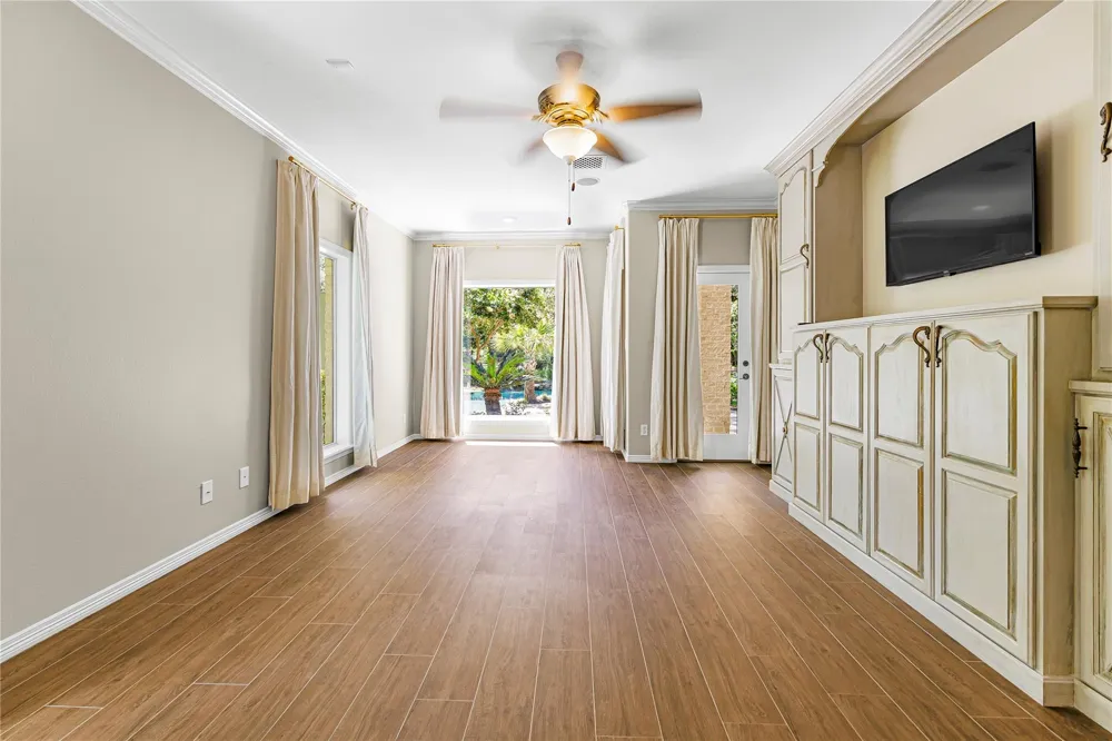 313 Treasure Oaks Road Inez, TX 77968
