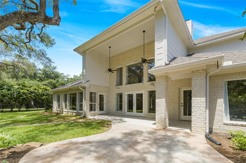 313 Treasure Oaks Road Inez, TX 77968