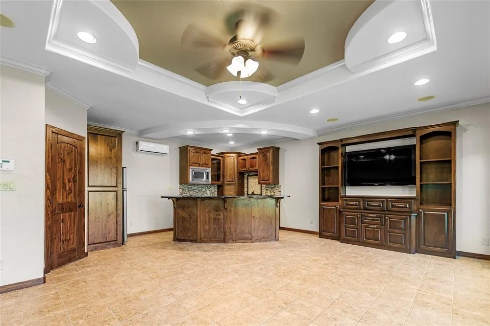 313 Treasure Oaks Road Inez, TX 77968