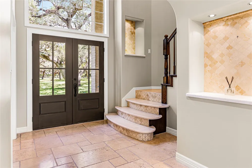 313 Treasure Oaks Road Inez, TX 77968