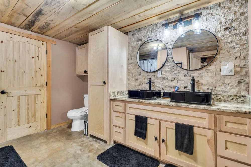 8682 Cedar Drive Lumberton, TX 77657