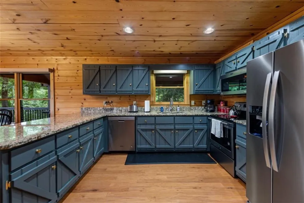 1571 W Campbell Camp Road W Blue Ridge, GA 30513