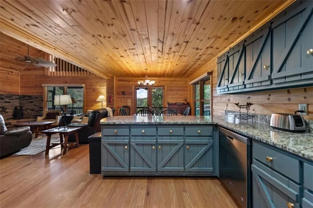 1571 W Campbell Camp Road W Blue Ridge, GA 30513