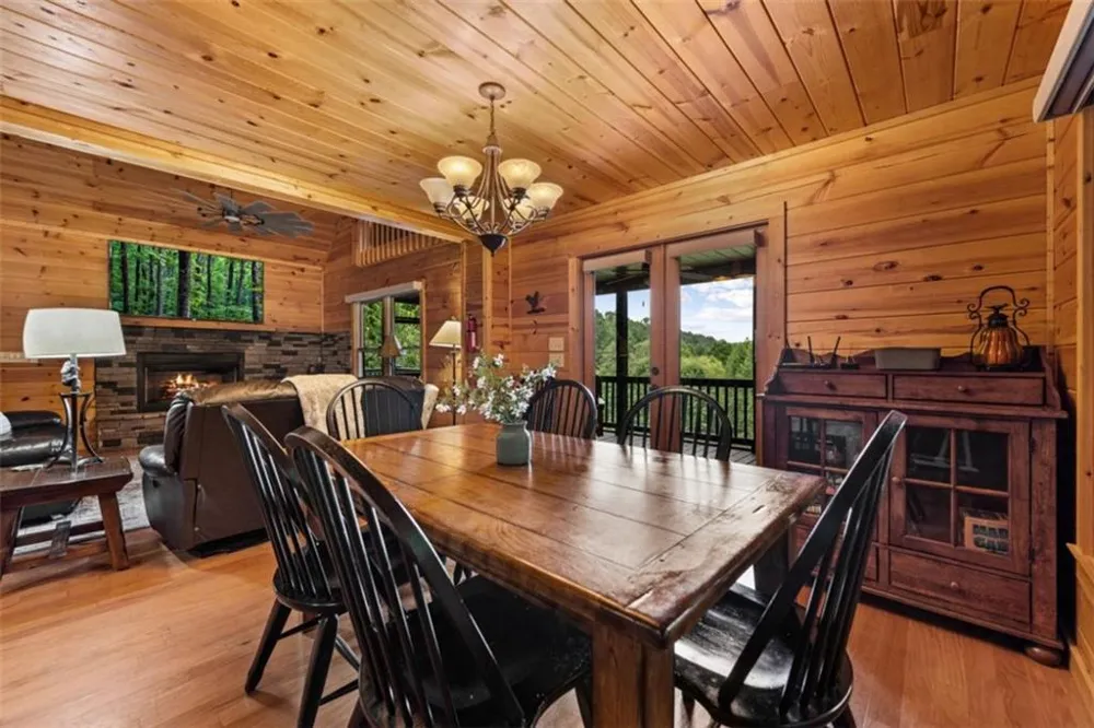1571 W Campbell Camp Road W Blue Ridge, GA 30513
