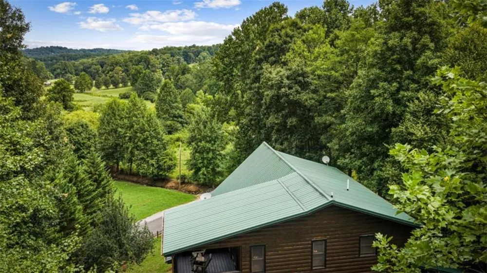 1571 W Campbell Camp Road W Blue Ridge, GA 30513