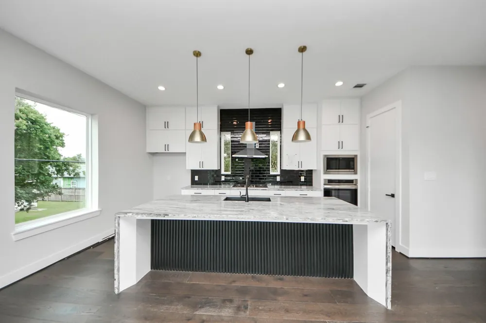 3421 Arlington Street Houston, TX 77018