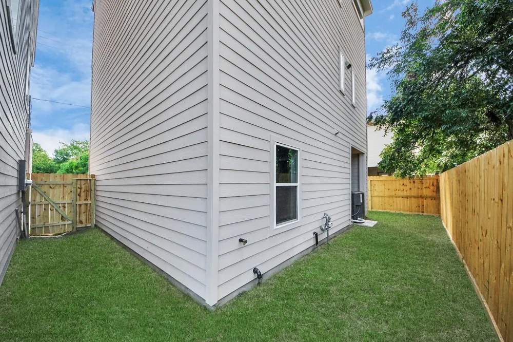 3421 Arlington Street Houston, TX 77018