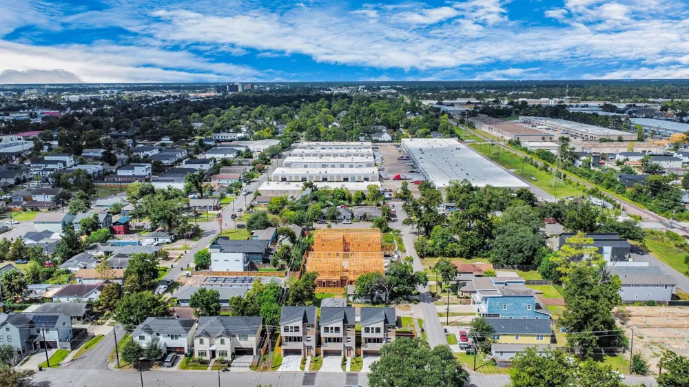 3421 Arlington Street Houston, TX 77018