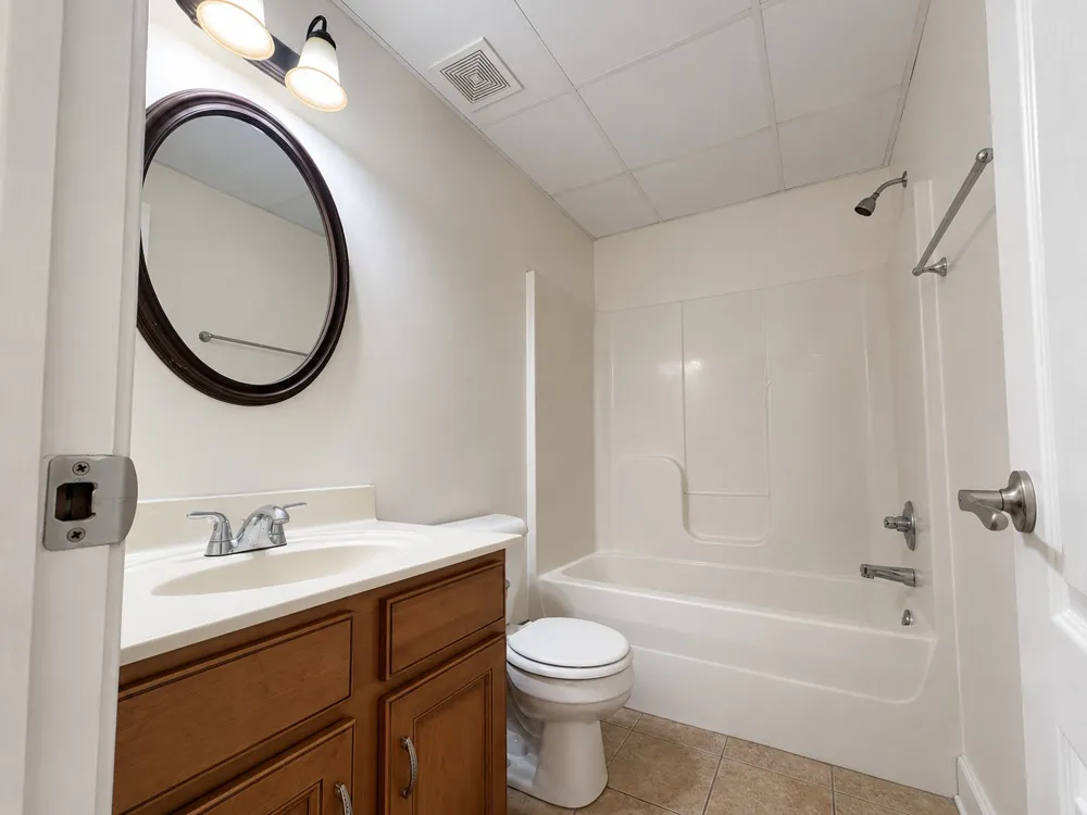 3663 Prestwicke Pl Adams, TN 37010