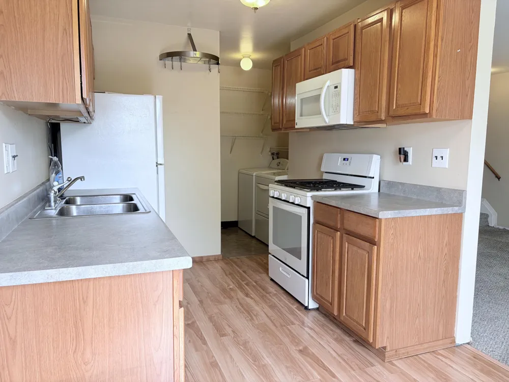 15598 Dupage Boulevard Taylor City, MI 48180