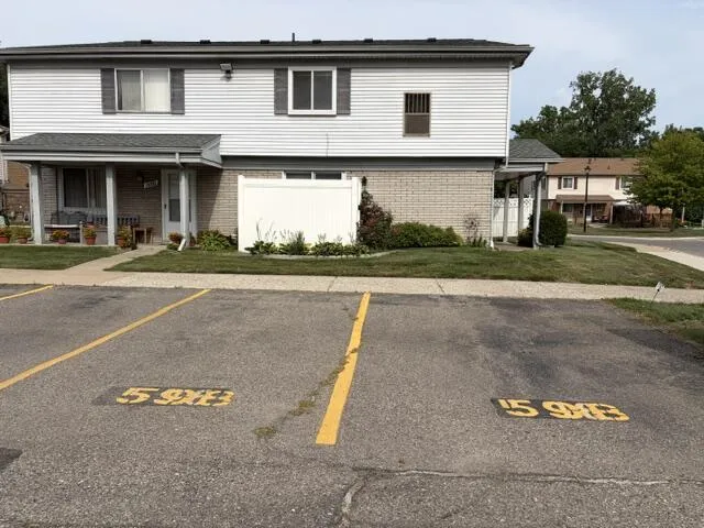 15598 Dupage Boulevard Taylor City, MI 48180