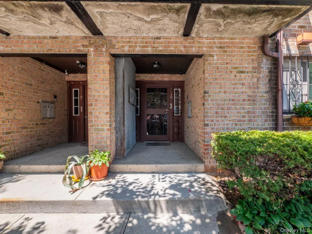 8719 57th Road #77 Elmhurst, NY 11373