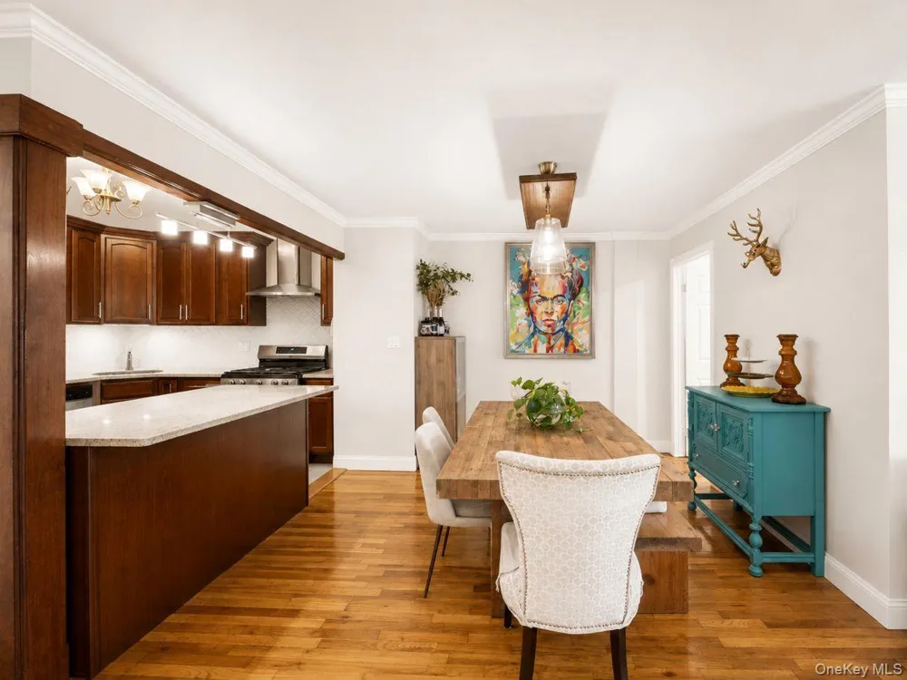 8719 57th Road #77 Elmhurst, NY 11373