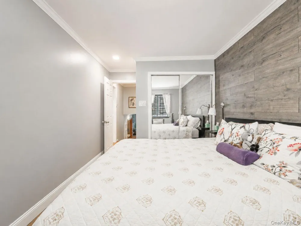 8719 57th Road #77 Elmhurst, NY 11373