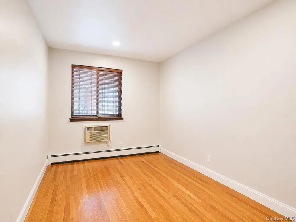 8719 57th Road #77 Elmhurst, NY 11373
